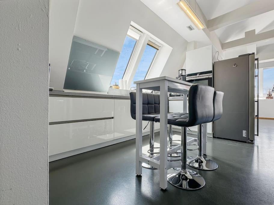 6 Zimmer Maisonette-Penthouse Pool Dachterrasse Luxus Мюнхен Экстерьер фото