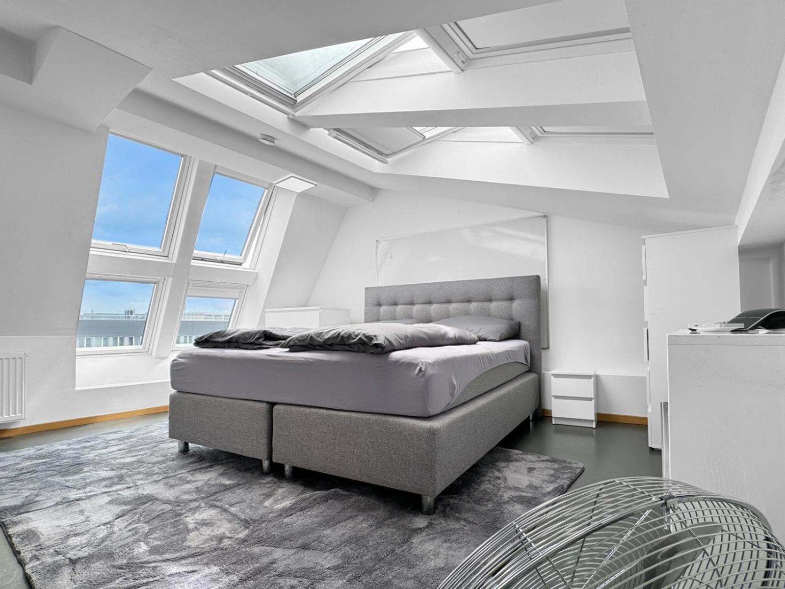 6 Zimmer Maisonette-Penthouse Pool Dachterrasse Luxus Мюнхен Экстерьер фото